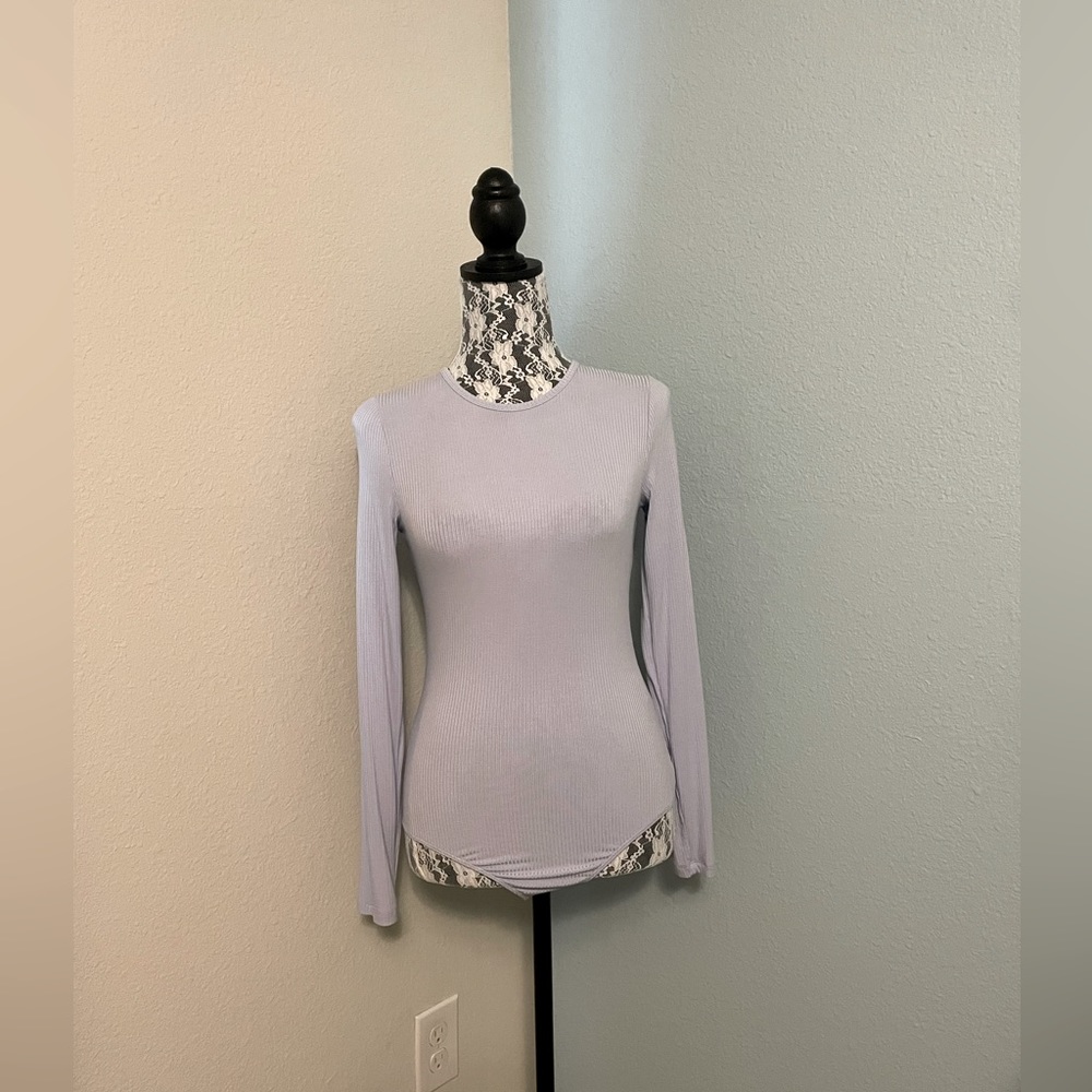 Hollister size medium long sleeve bodysuit